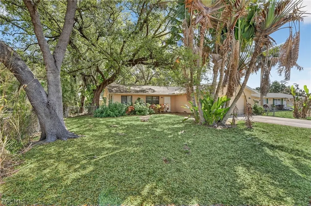 1938 Flamingo Drive North Fort Myers FL 33917