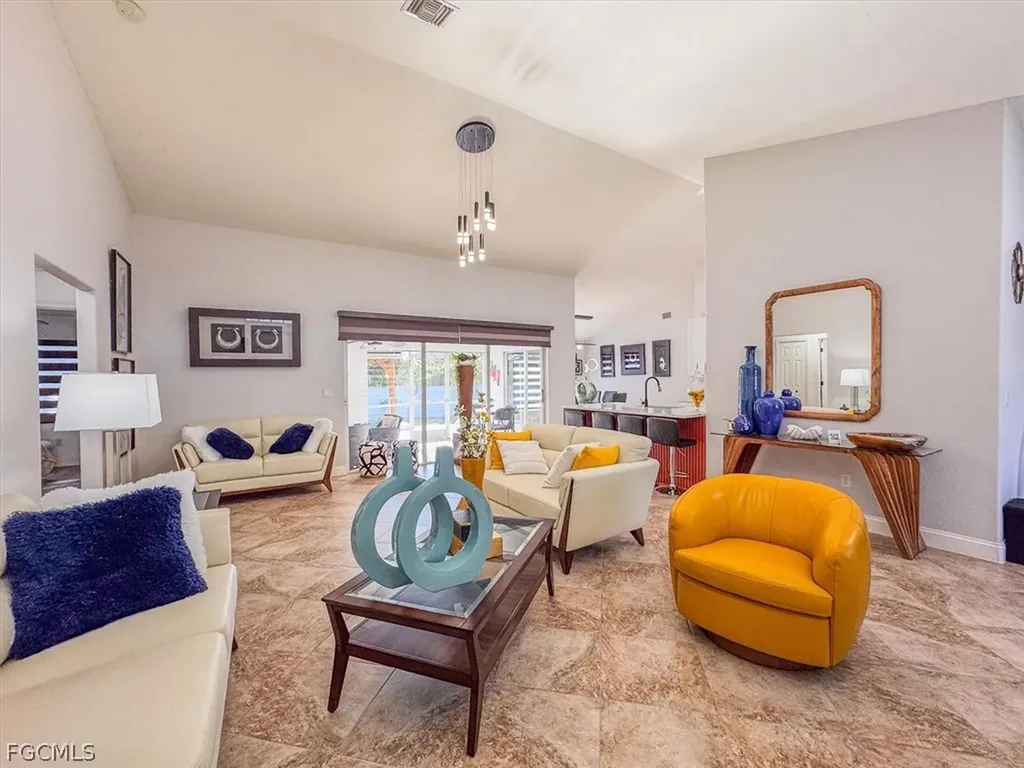 329 SW 30th Avenue Cape Coral FL 33991
