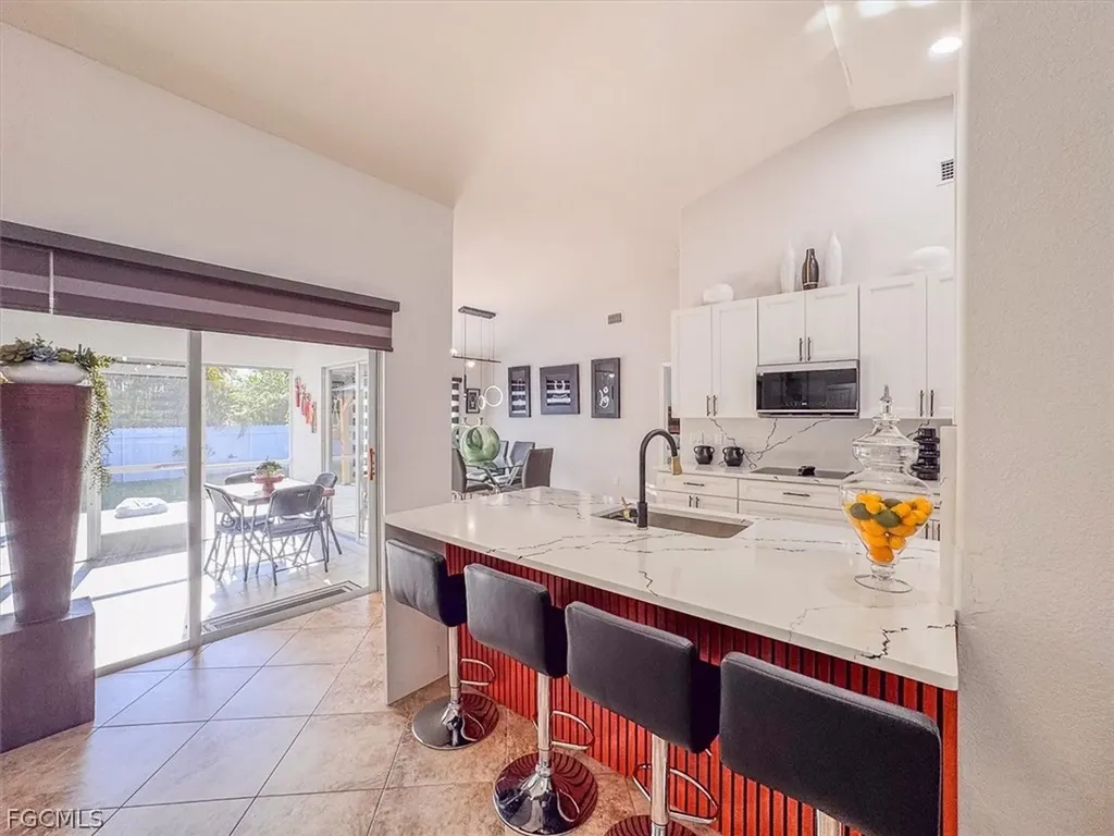 329 SW 30th Avenue Cape Coral FL 33991