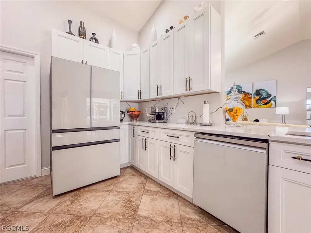 329 SW 30th Avenue Cape Coral FL 33991