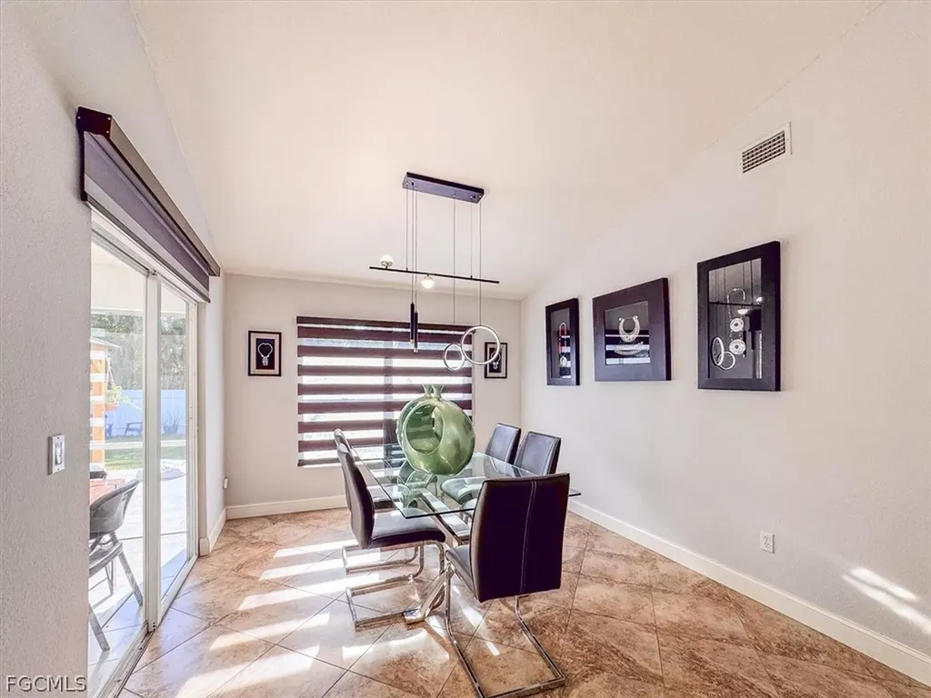 329 SW 30th Avenue Cape Coral FL 33991