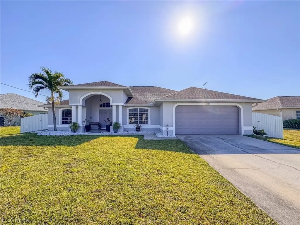 329 SW 30th Avenue Cape Coral FL 33991