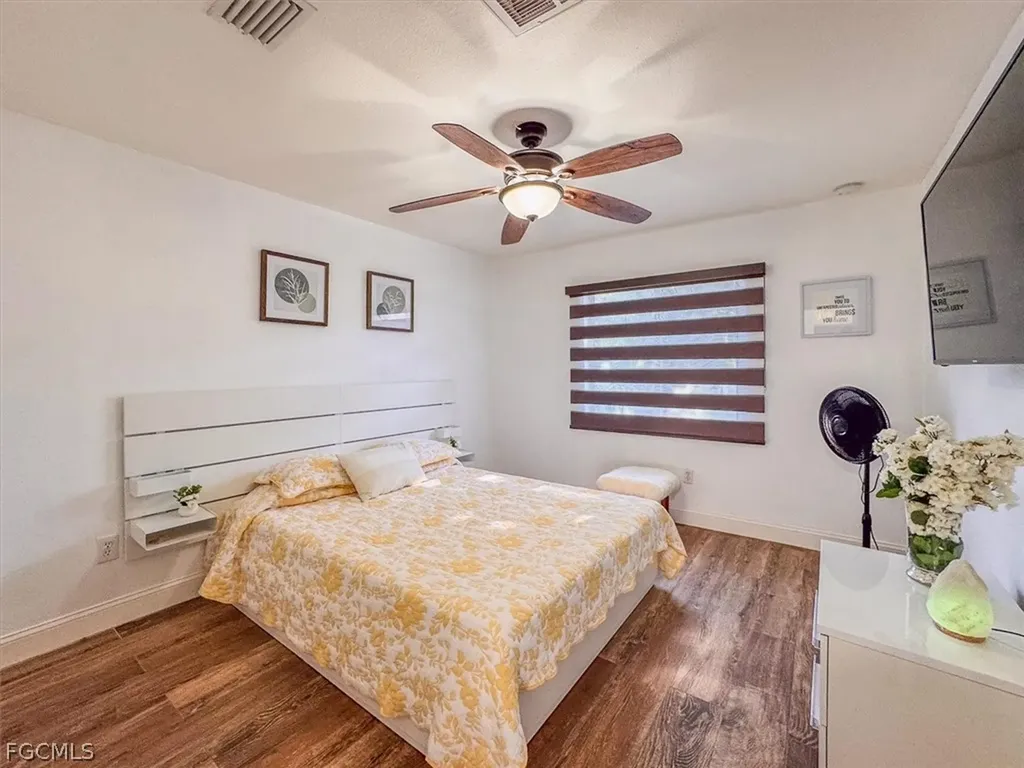 329 SW 30th Avenue Cape Coral FL 33991