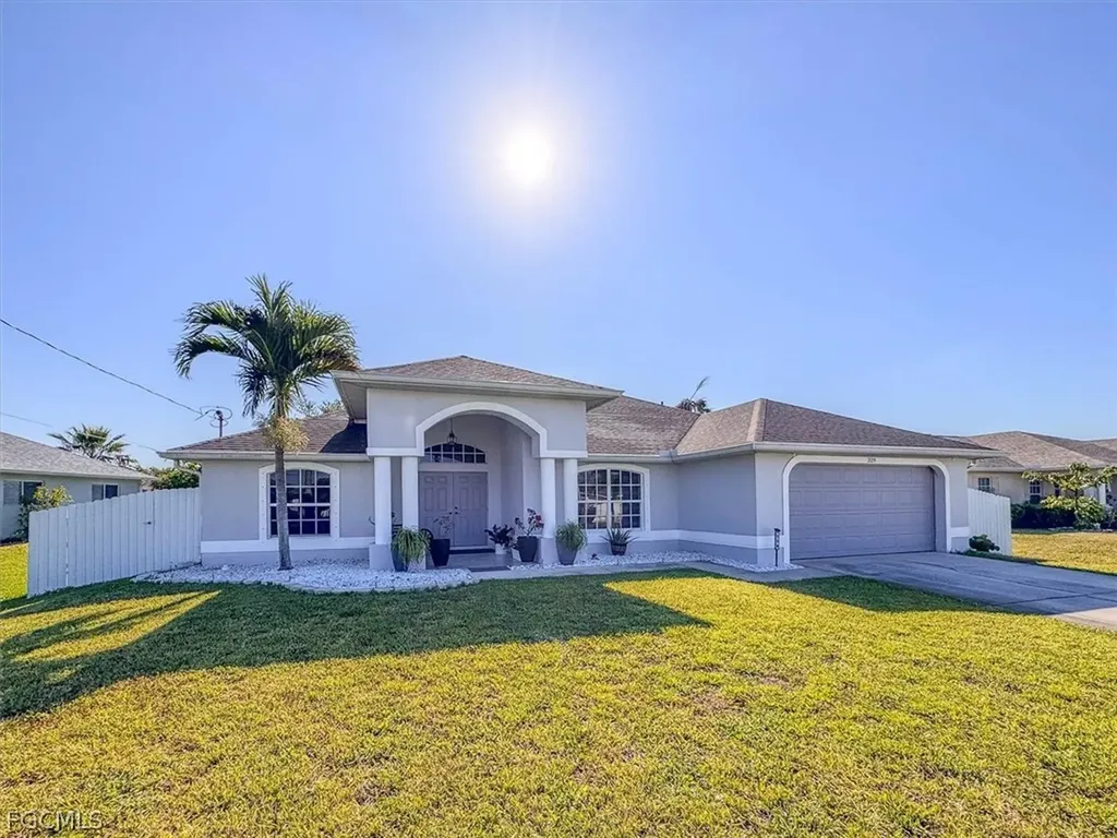 329 SW 30th Avenue Cape Coral FL 33991