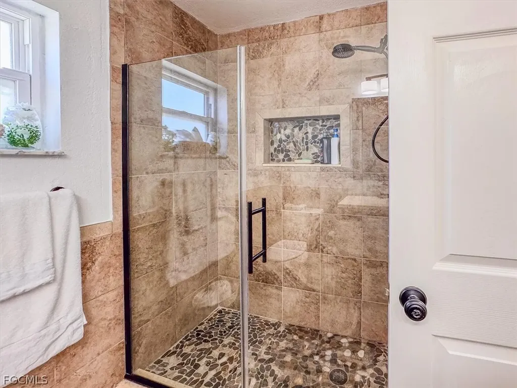 329 SW 30th Avenue Cape Coral FL 33991