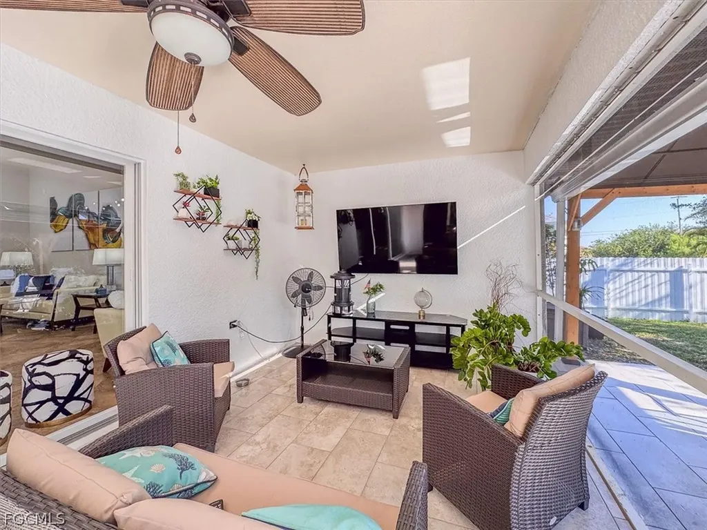 329 SW 30th Avenue Cape Coral FL 33991