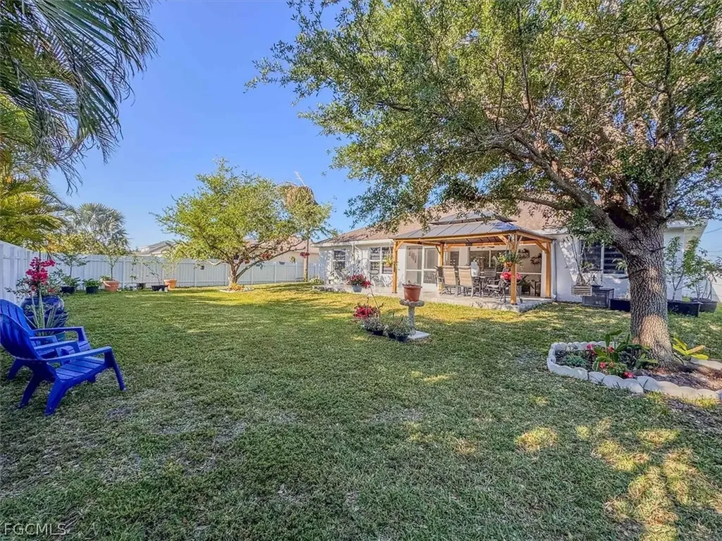 329 SW 30th Avenue Cape Coral FL 33991