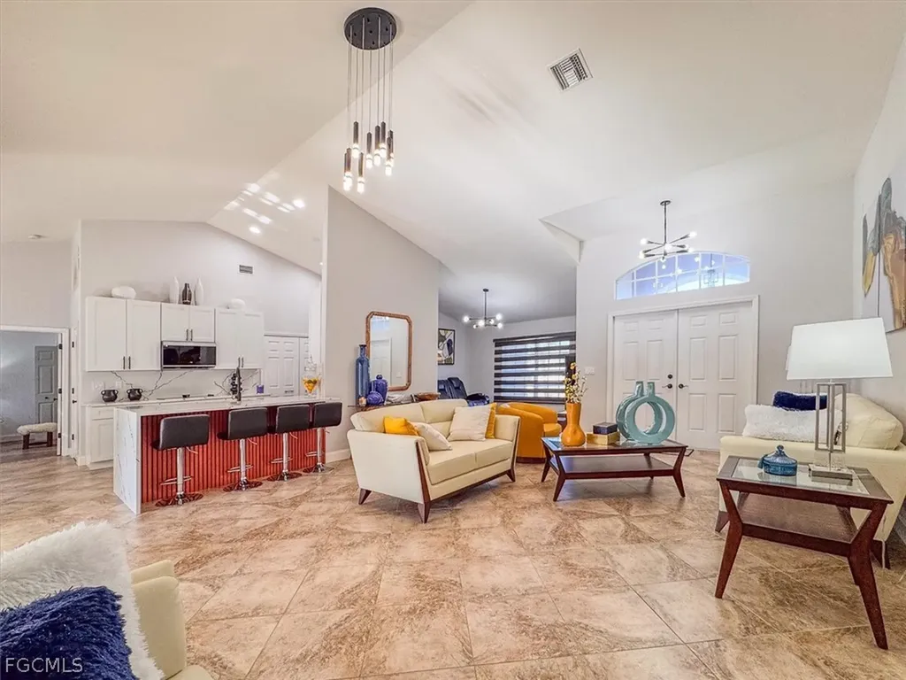 329 SW 30th Avenue Cape Coral FL 33991