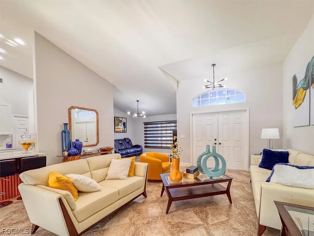 329 SW 30th Avenue Cape Coral FL 33991