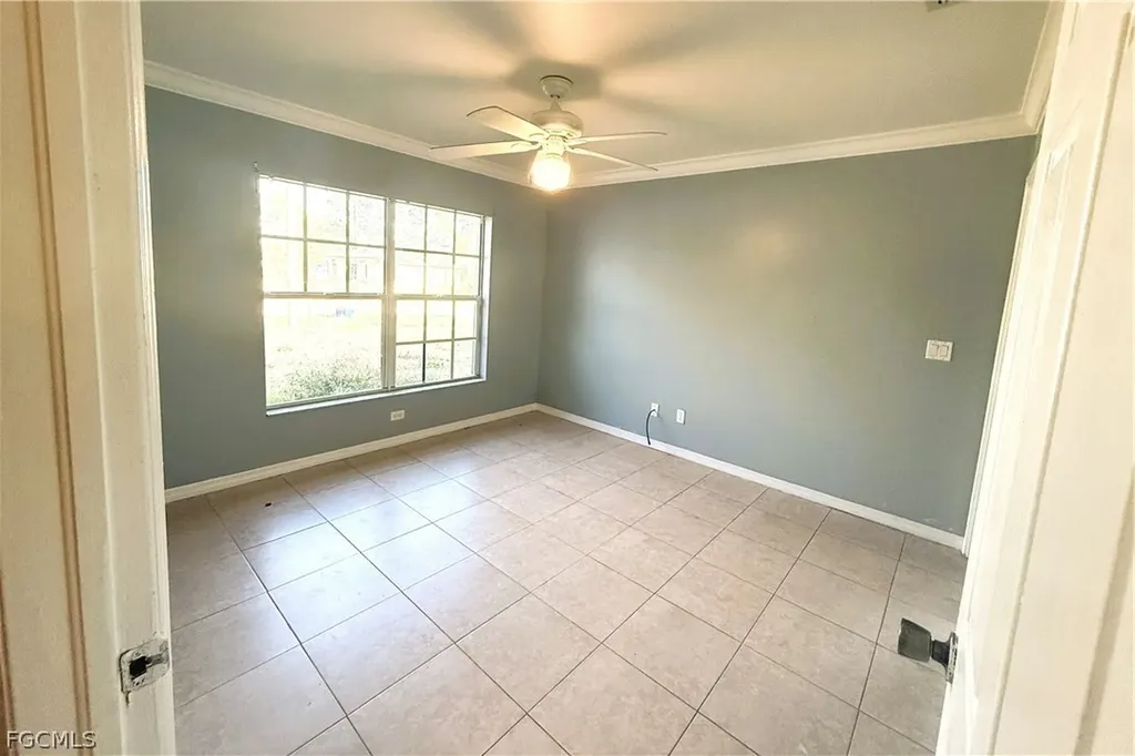 609/611 Hawthorne Avenue S Lehigh Acres FL 33974