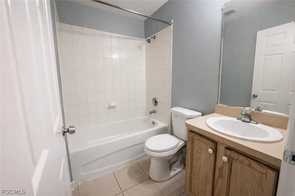609/611 Hawthorne Avenue S Lehigh Acres FL 33974