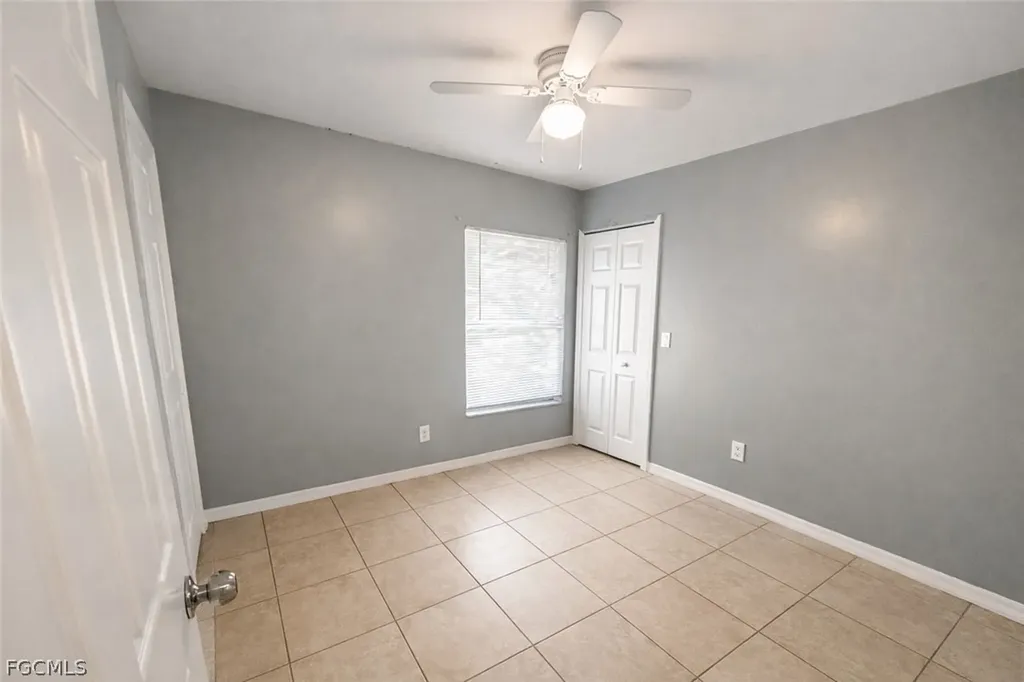 609/611 Hawthorne Avenue S Lehigh Acres FL 33974