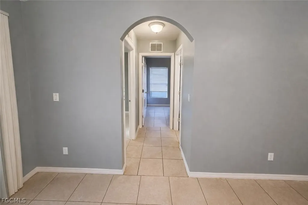 609/611 Hawthorne Avenue S Lehigh Acres FL 33974