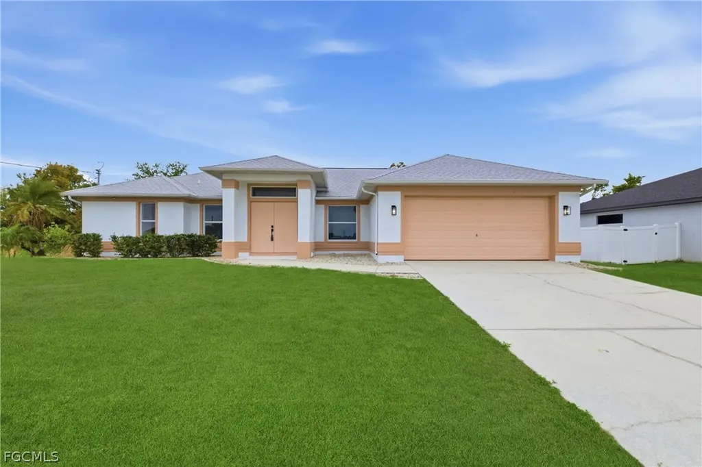614 SW 1st Street Cape Coral FL 33991