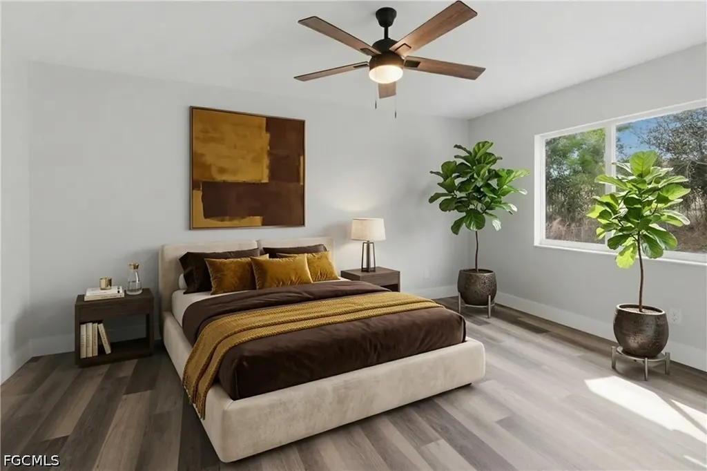 614 SW 1st Street Cape Coral FL 33991
