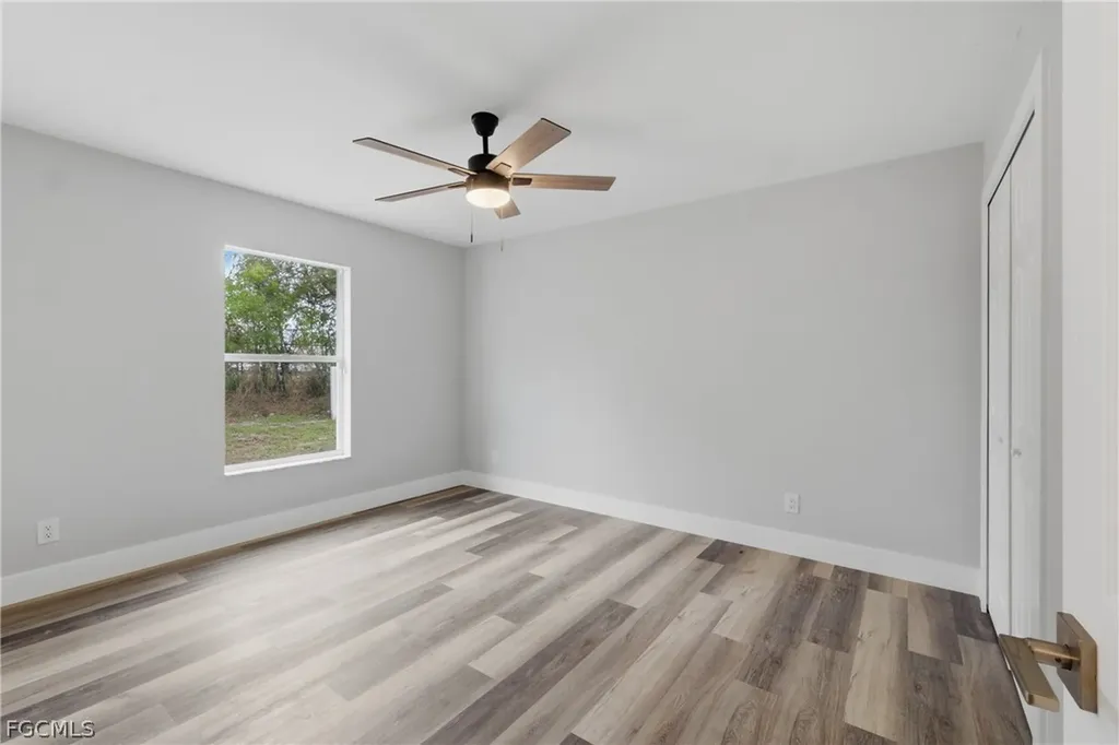 614 SW 1st Street Cape Coral FL 33991