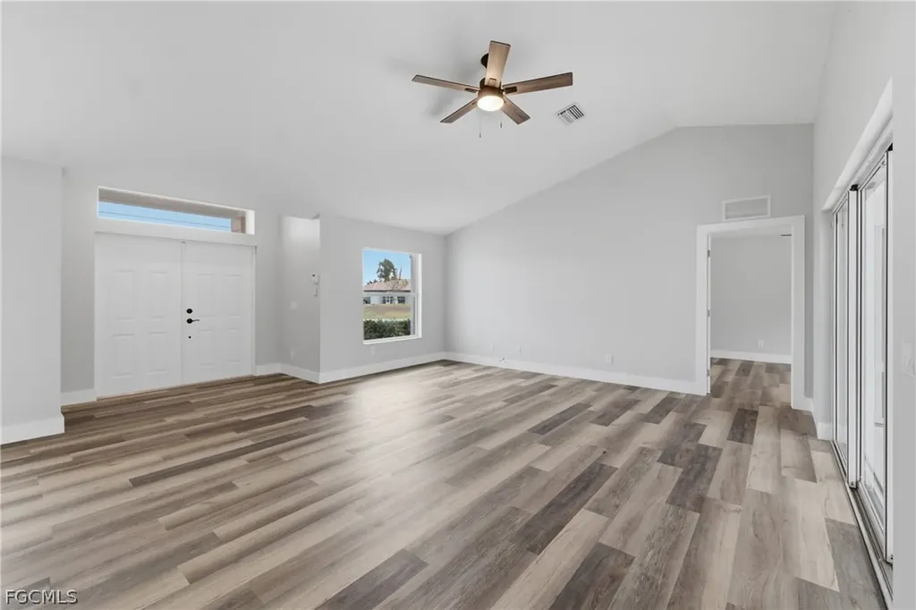 614 SW 1st Street Cape Coral FL 33991