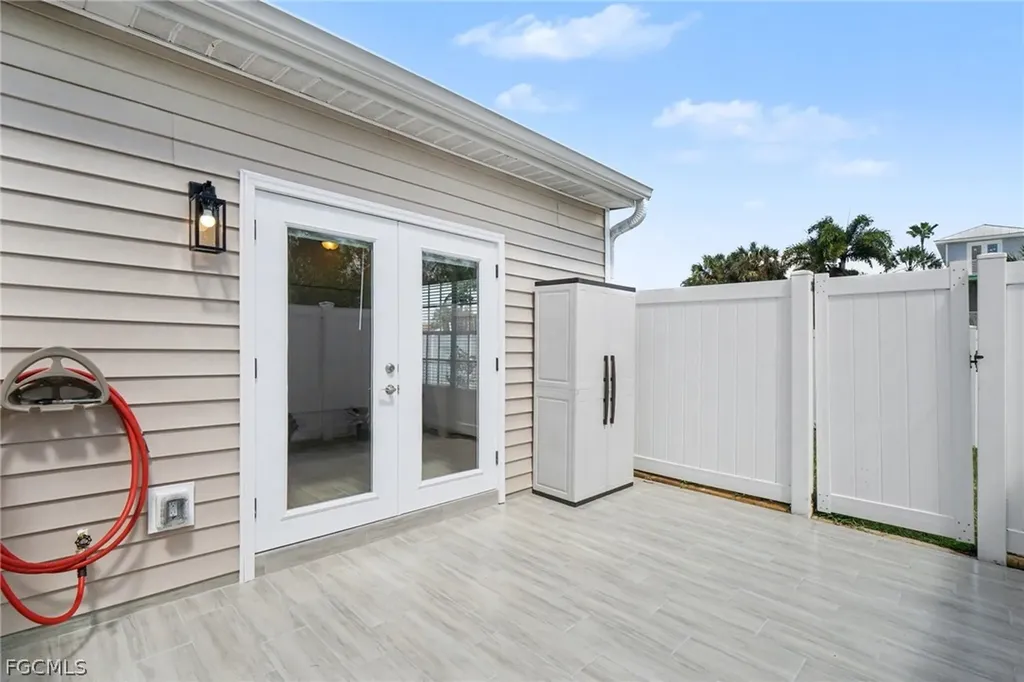 6081 Lake Front Drive Fort Myers FL 33908