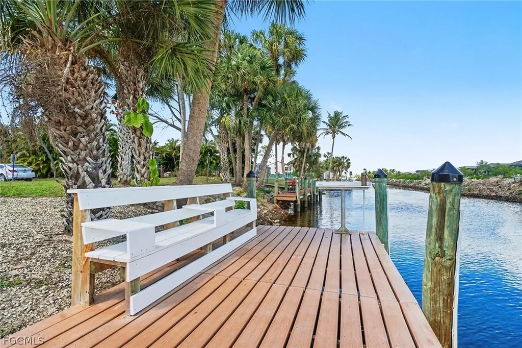 6081 Lake Front Drive Fort Myers FL 33908