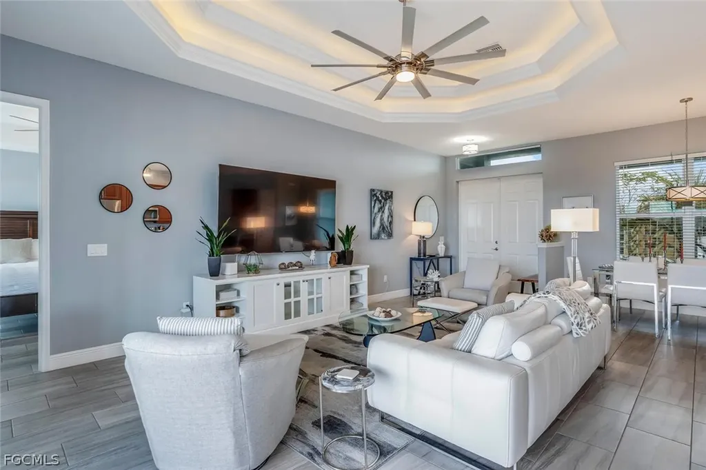 2714 NE 20th Court Cape Coral FL 33909