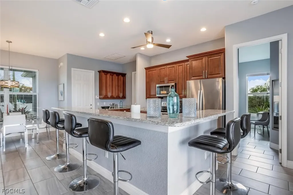 2714 NE 20th Court Cape Coral FL 33909
