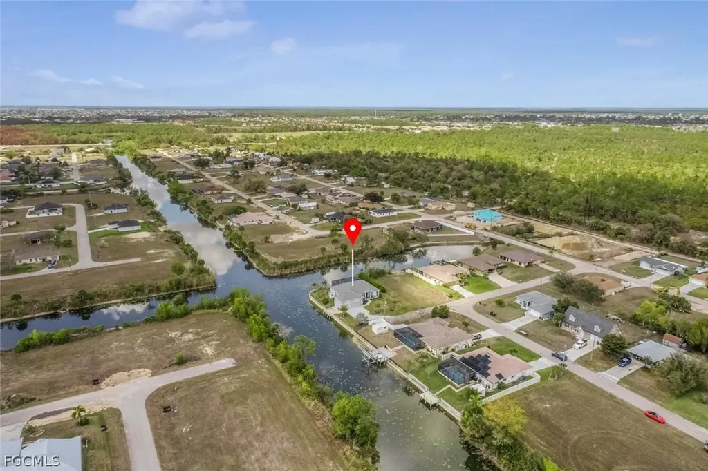 2714 NE 20th Court Cape Coral FL 33909