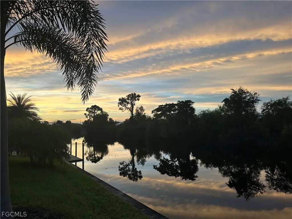 2714 NE 20th Court Cape Coral FL 33909