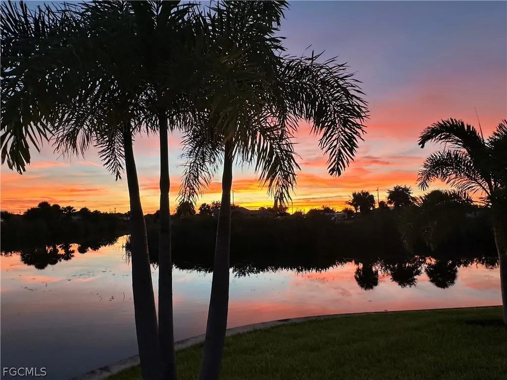 2714 NE 20th Court Cape Coral FL 33909