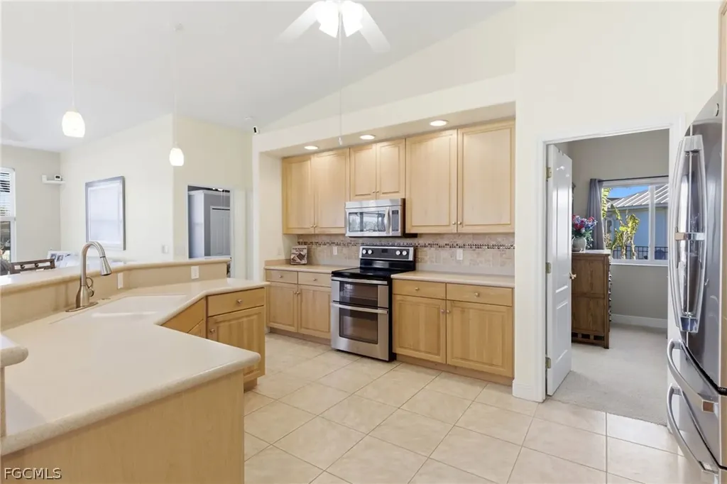 133 NW 33rd Avenue Cape Coral FL 33993