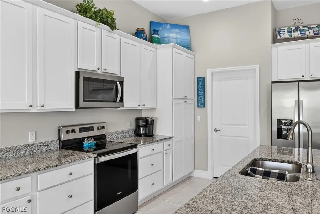 4200 NW 37th Avenue Cape Coral FL 33993