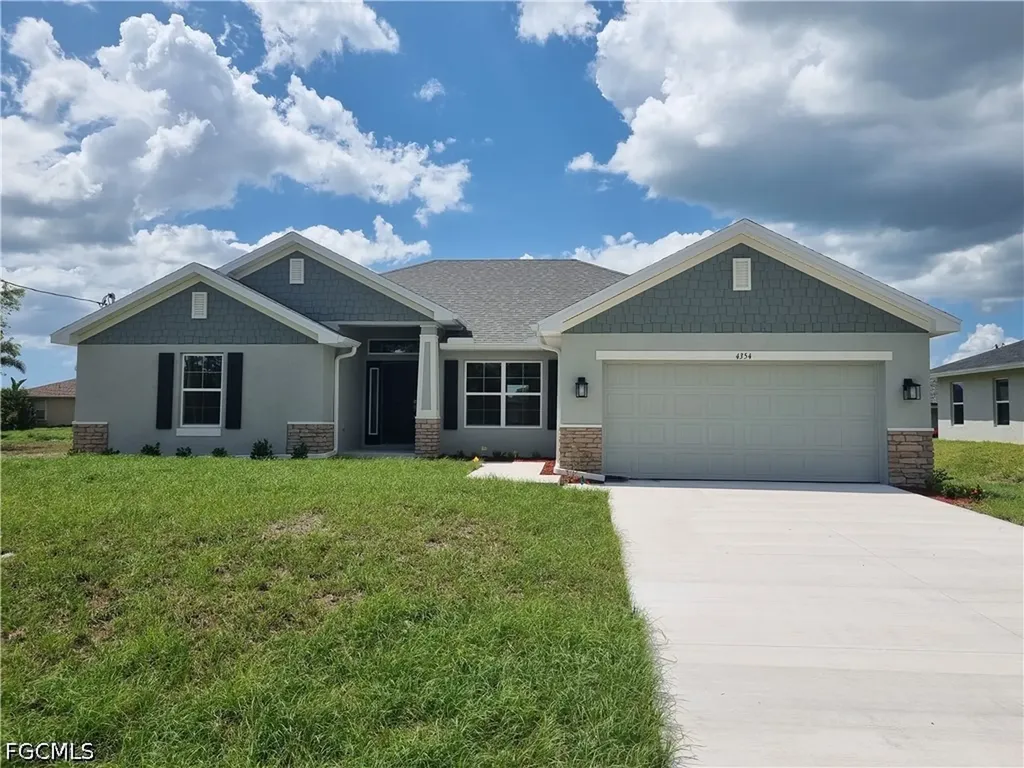 4354 NW 34th Avenue Cape Coral FL 33993