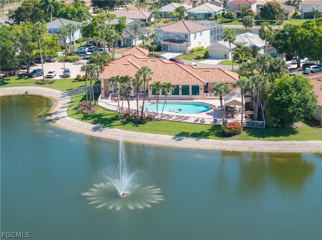 11005 Lakeland Circle Fort Myers FL 33913