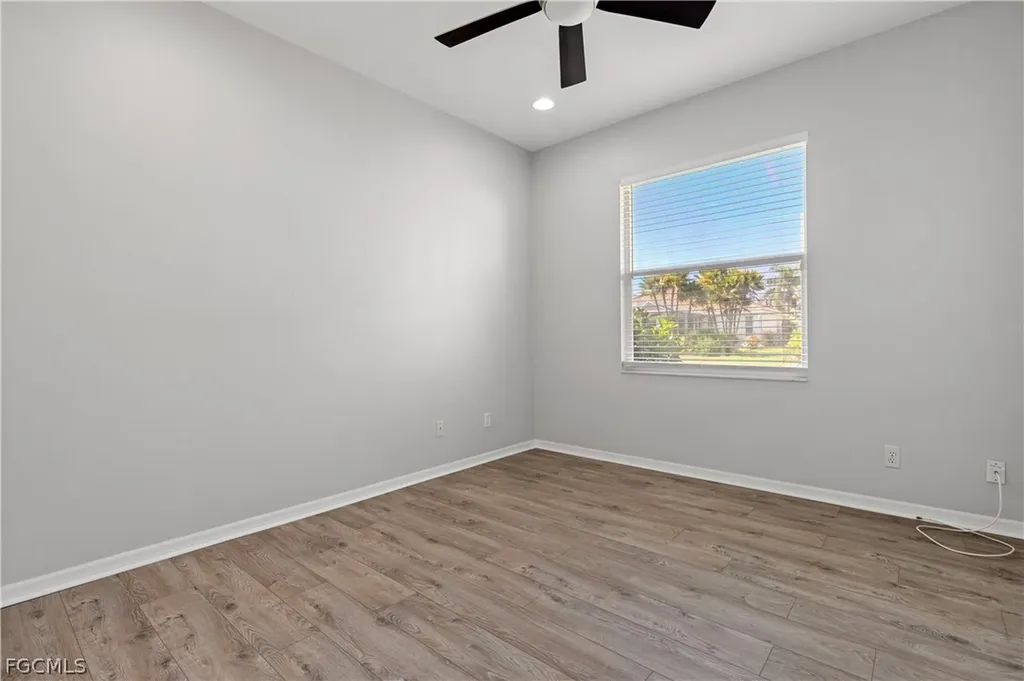 11005 Lakeland Circle Fort Myers FL 33913