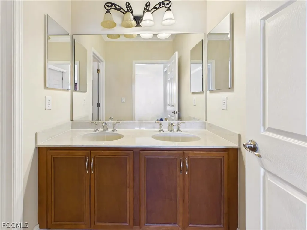 19721 Tesoro Way Estero FL 33967