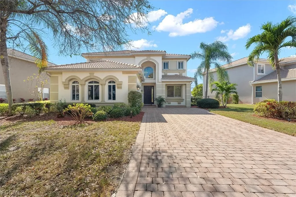 Estero FL, 21810 Rainbow Lake Court