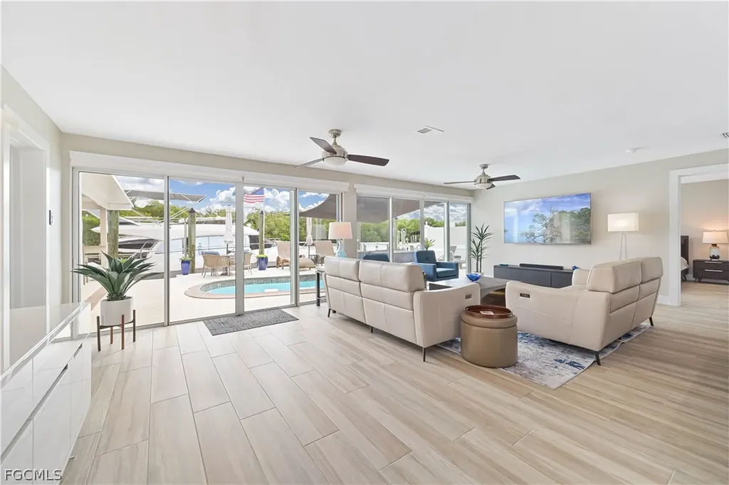4322 Harbour Lane North Fort Myers FL 33903