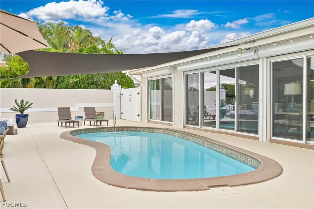 4322 Harbour Lane North Fort Myers FL 33903