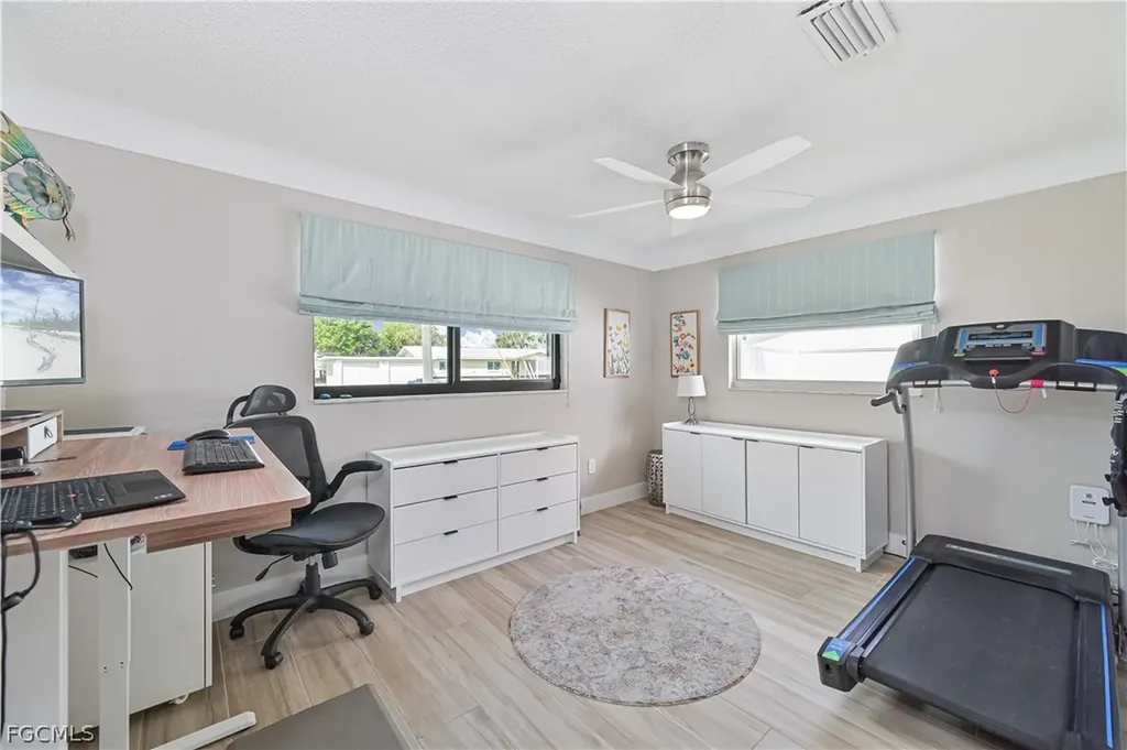 4322 Harbour Lane North Fort Myers FL 33903