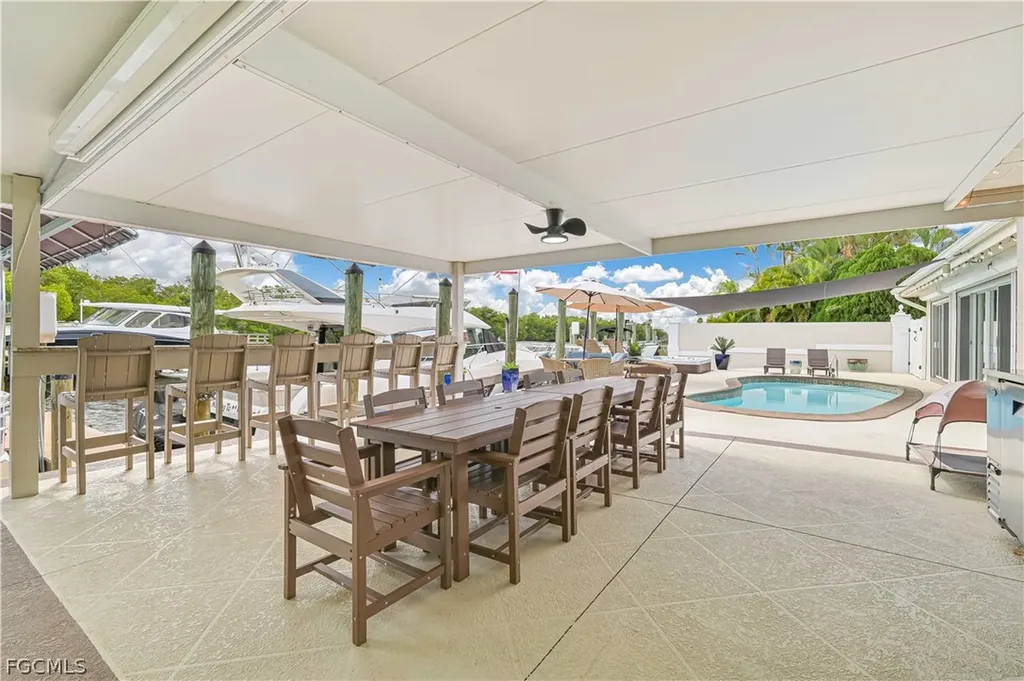 4322 Harbour Lane North Fort Myers FL 33903