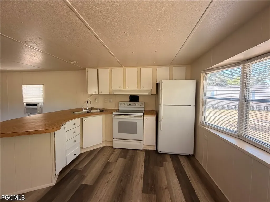 7535 Mcdaniel Drive North Fort Myers FL 33917