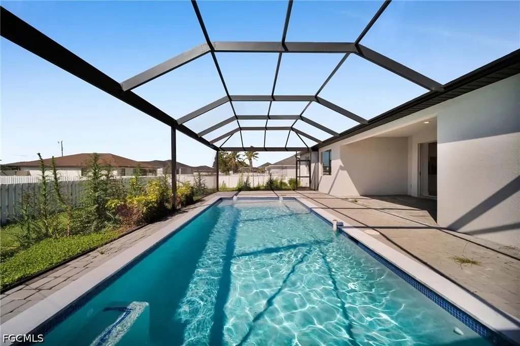 2700 NW 6th Street Cape Coral FL 33993