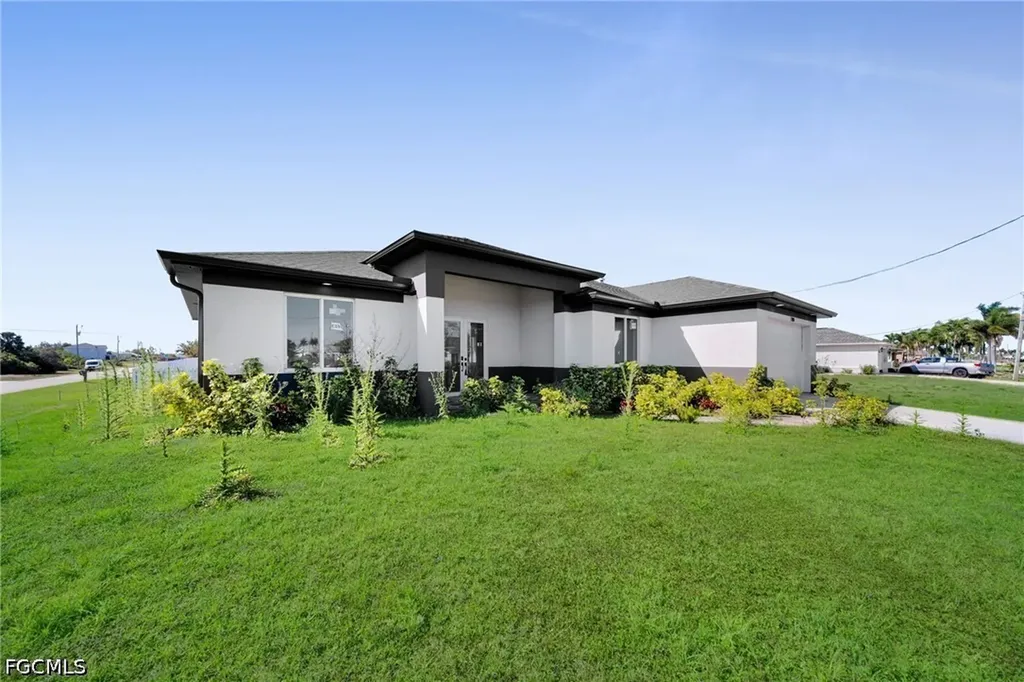 2700 NW 6th Street Cape Coral FL 33993
