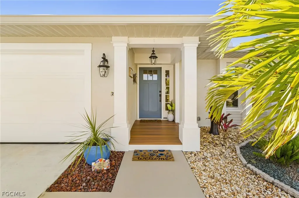 2610 SW 37th Terrace Cape Coral FL 33914