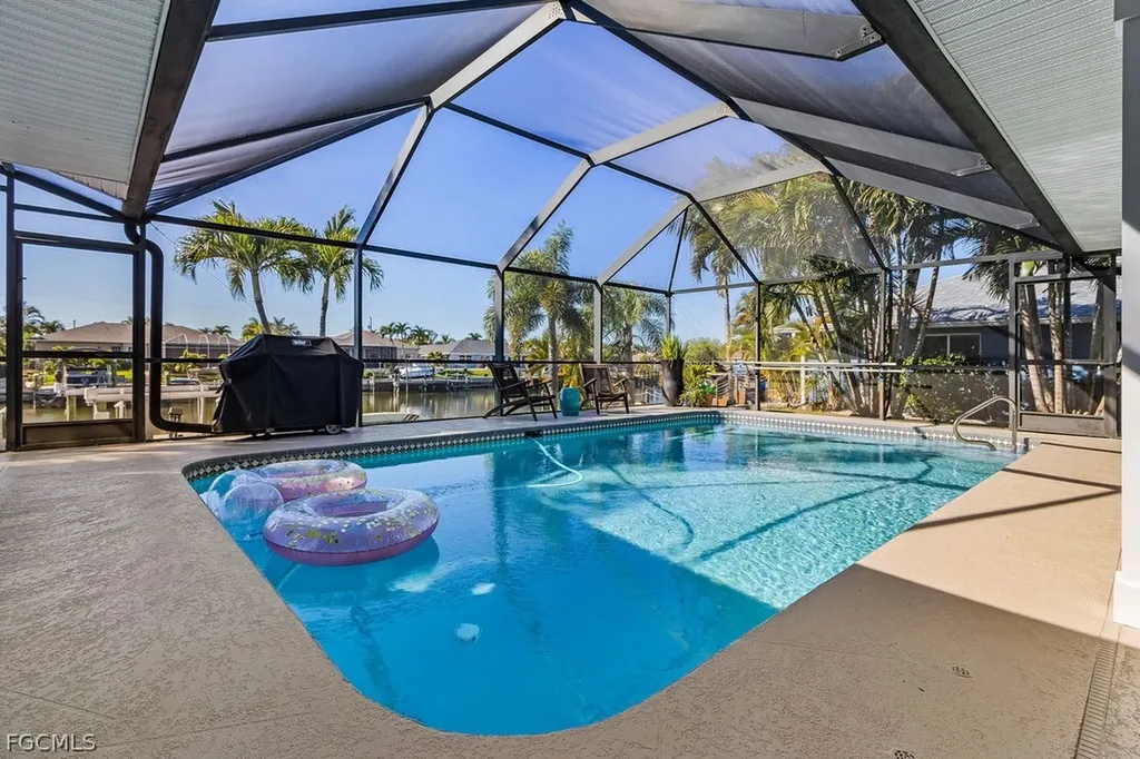 2610 SW 37th Terrace Cape Coral FL 33914