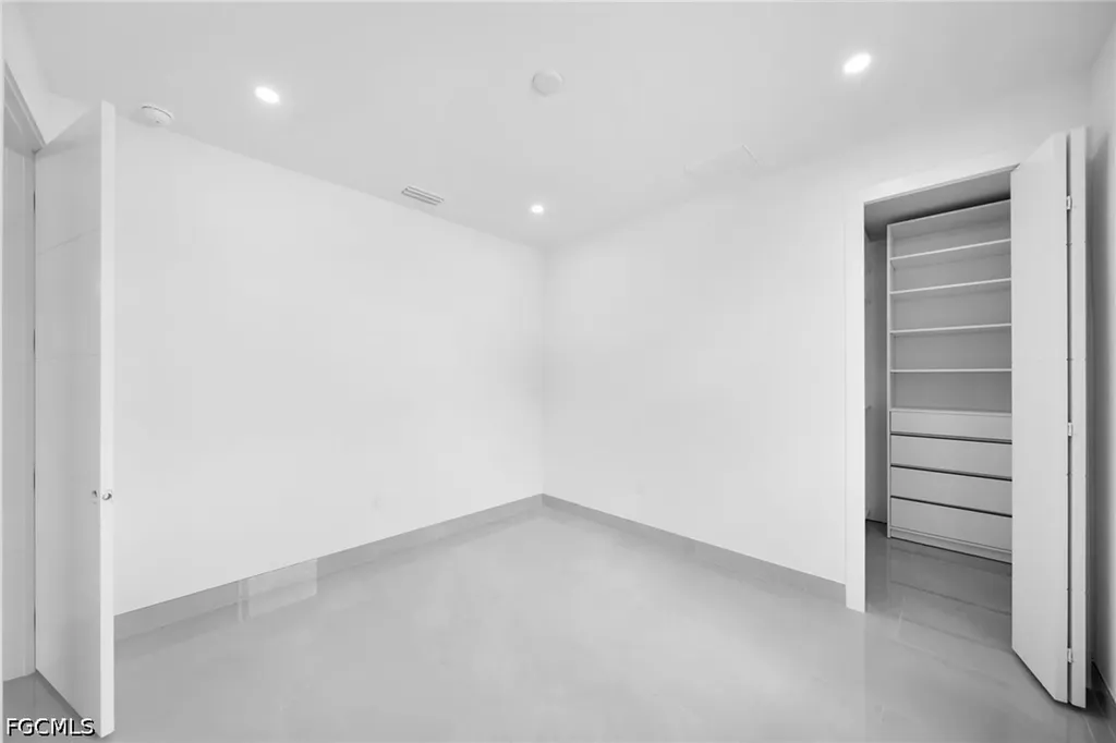 613 Gleason Parkway Cape Coral FL 33914