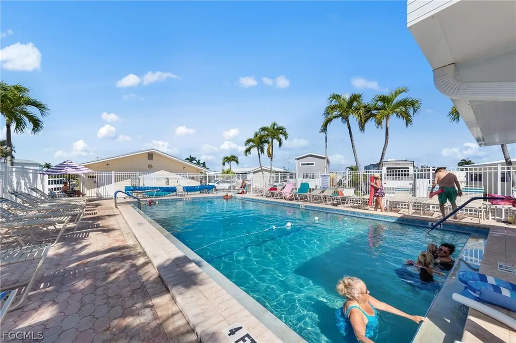 11791 Papershell Drive Fort Myers FL 33908