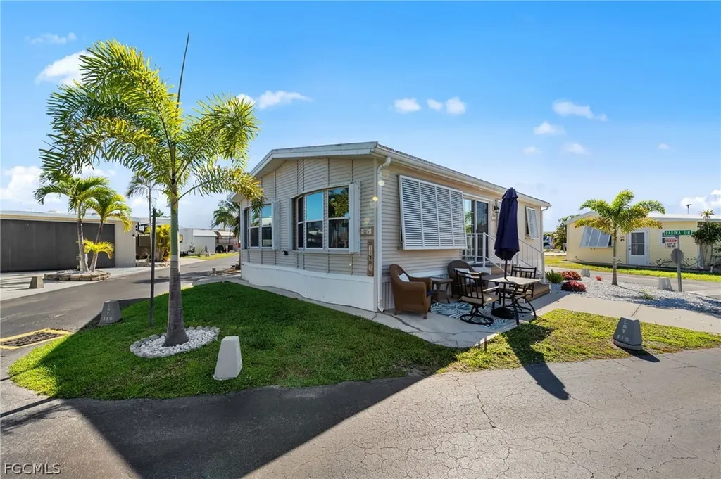 11791 Papershell Drive Fort Myers FL 33908
