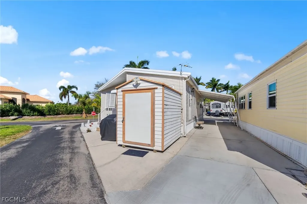 11791 Papershell Drive Fort Myers FL 33908