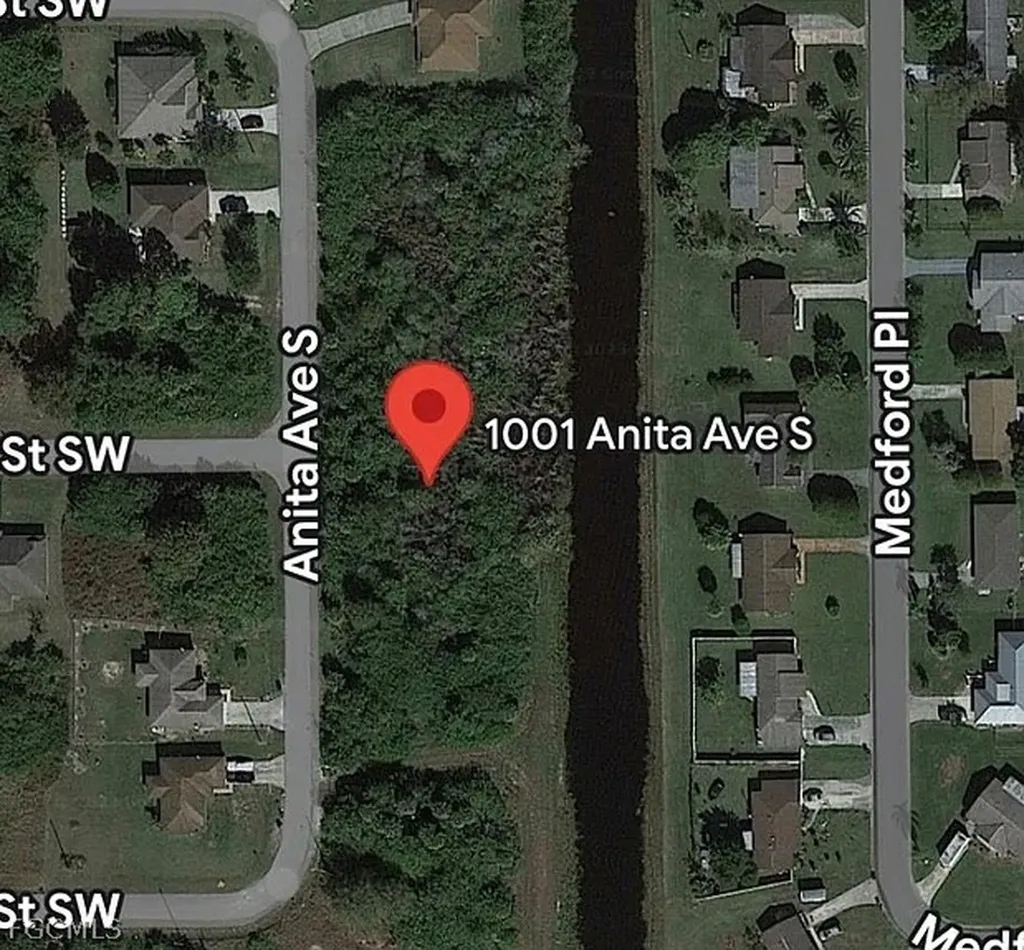1001 Anita Avenue S Lehigh Acres FL 33976