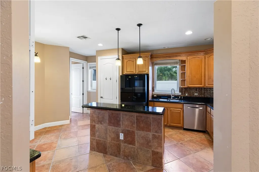11913 Princess Grace Court Cape Coral FL 33991